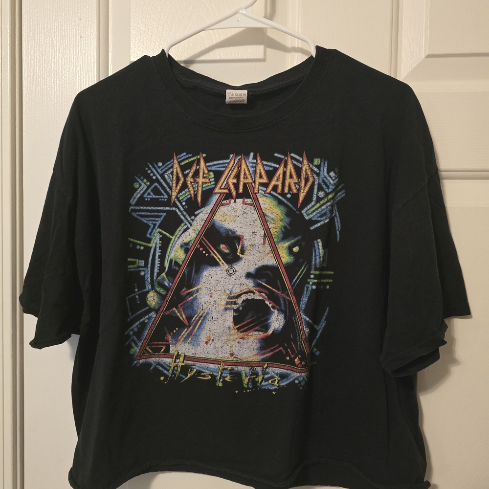 Def Leppard Graphic T-Shirt